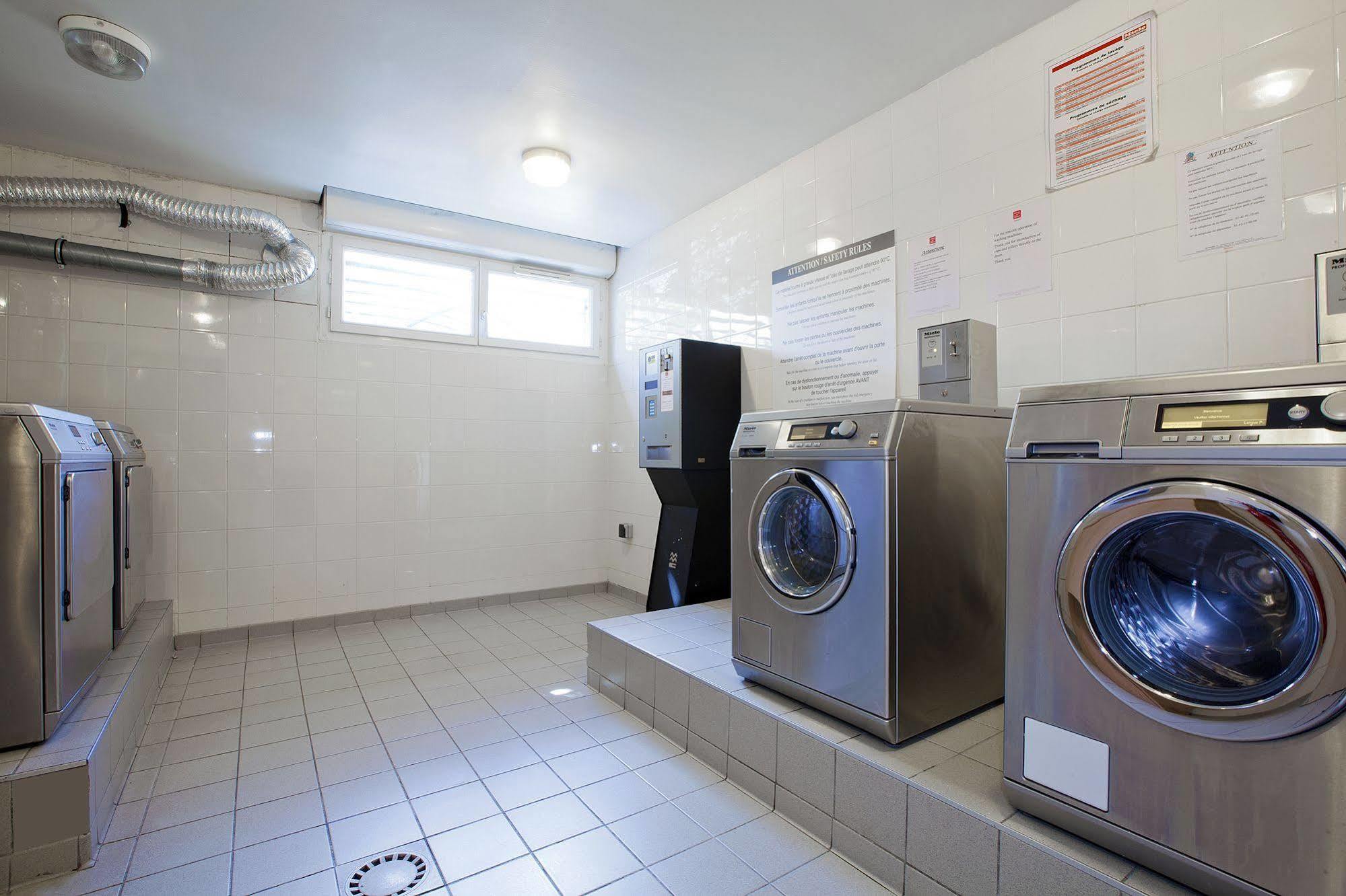 Sejours & Affaires Paris-Nanterre Aparthotel Exterior photo